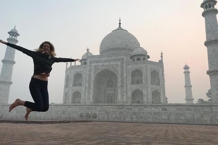 Private Tour: One Day Trip To Agra from Delhi by Car Visit Taj Mahal & Agra Fort