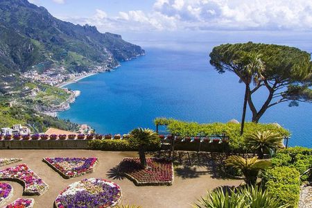 Naples: Positano, Amalfi, and Ravello Tour in Minivan