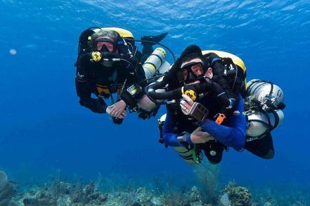 Professional Scuba Diving Boat Trip With Lunch and Transfer – Hurghada 