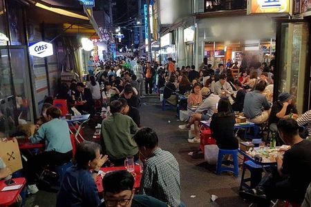Drinking and Eating through the Alleys of Seoul