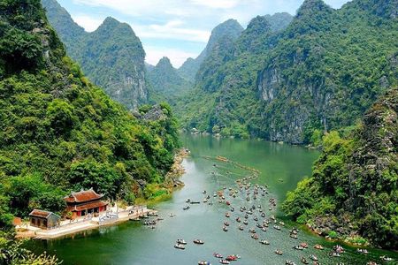 Trang An Bai Dinh 1 Day Tour From Hanoi