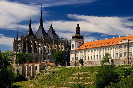 Kutná Hora & Bone Church (with admissions)