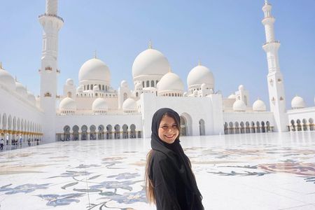 Best of Abu Dhabi City Tour Grand Mosque & Louver Museum & Heritage Village 