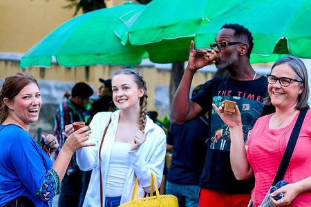 Foodie & Street Food Tour in Antigua