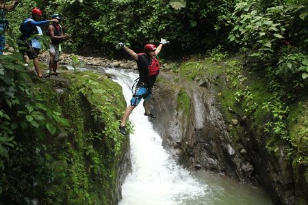 Extreme Combo, Gravity Falls Jumping and Rafting Class 2-3