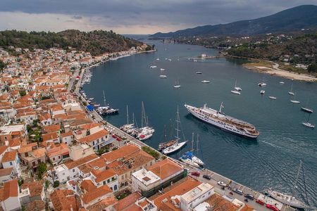 One Day Cruise to Hydra, Poros and Aegina from Athens