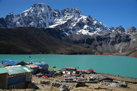 Everest Chola Pass Trek-17 Days