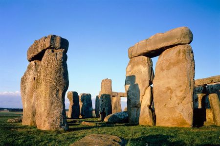 Windsor Castle, Stonehenge & Oxford Private Car Tour from London