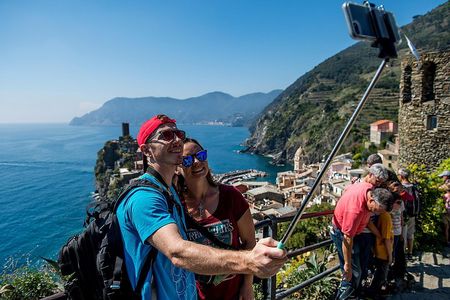 Cinque Terre Day Trip from Florence with Optional Hiking or Pisa