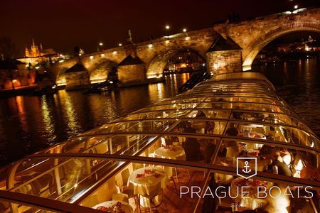 Prague Boats 3-hour Dinner Cruise
