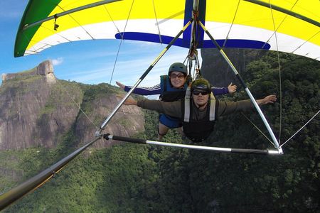 Hang gliding in Rio de Janeiro