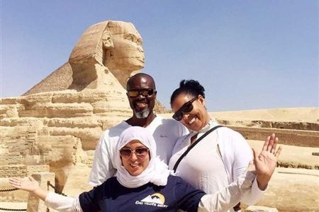 Private Cairo Airport Transit Tours Visit Giza Pyramids, Museum, Bazaar & Cruise