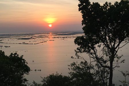 City tour Kompong Pluk Sunset Floating Village From Siem Reap