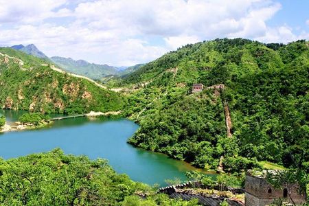 Private Hiking Day Tour to Huanghuacheng Water Great Wall