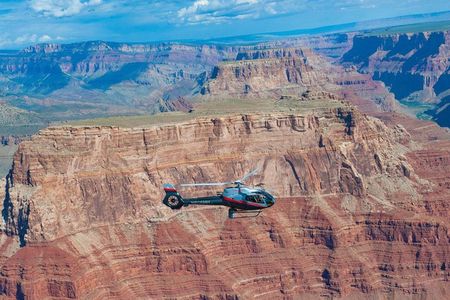 45-minute Helicopter Flight Over the Grand Canyon from Tusayan, Arizona