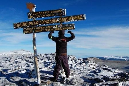 5 Days_Haking_Mount_Kilimanjaro by_Using_Marangu Route