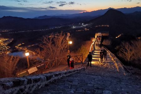Illuminated Great Wall Tour to Simatai Section and Gubei Water Town with Dinner