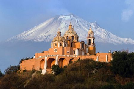 Small Group: Discover Puebla and Cholula from Mexico City