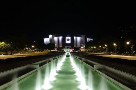 Sofia by Night Panoramic Tour with Dinner and Folklore Show