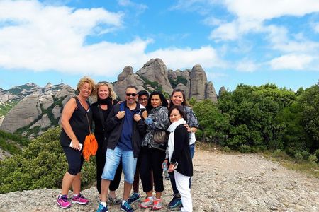 Montserrat Monastery with Easy Hike & Sitges Tour from Barcelona 