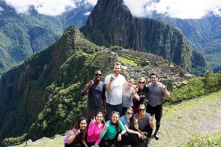 Sacred Valley Tour to Machu Picchu from Cusco 2-Day