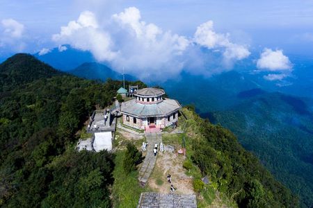 Bach Ma Trekking Tour from Da Nang/ Hue 