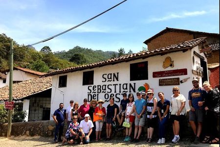 Private San Sebastian del Oeste Tour