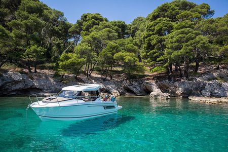 New Merry Fisher 795 - Private Customized Boat Tour