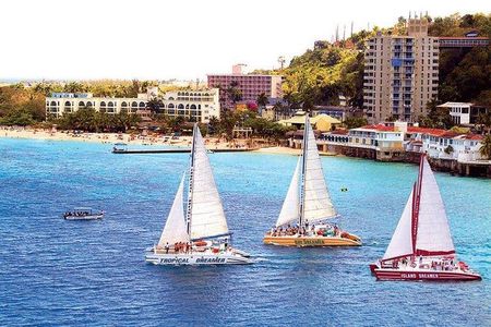 Dreamer Catamaran Montego Bay Cruise to Negril from Falmouth