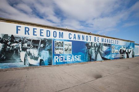 Full Day Private Robben Island & City
