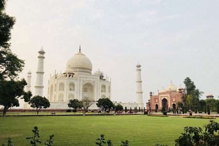 Taj Mahal Tour From Delhi