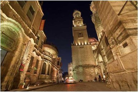 Private Cairo day tour to El Moez street and Alazhar park