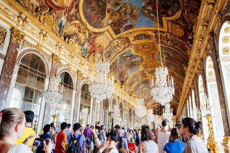 Versailles Château and Gardens Walking Tour 