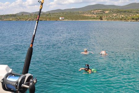 5 hours from Sithonia: Sailing trip secluded coves & Islands