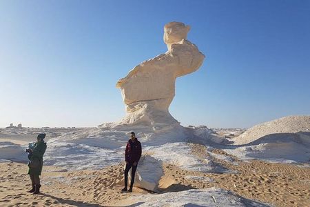 Giza Pyramids Bahariya Oasis 3 Day Tour From Cairo