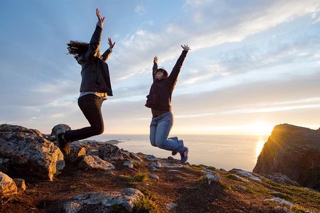 Tromsø: Midnight Sun Hike with Wandering Owl