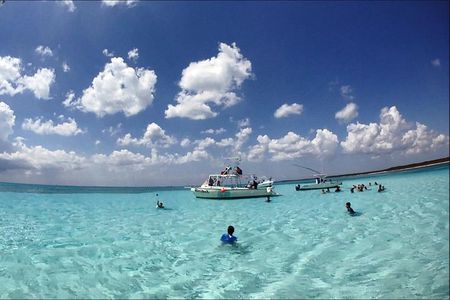 "First Lady" Private Snorkel & El Cielo Sandbar Combo