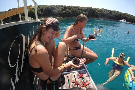 Boat tour swimming snorkeling south Istria Kamenjak Premantura