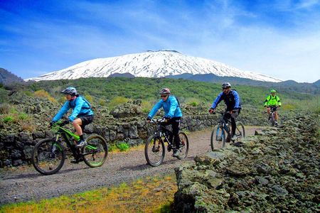 Mountain Biking Etna by MTB or E-Bike