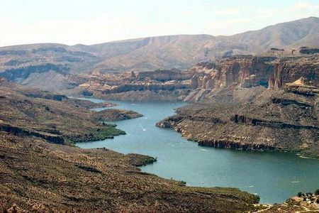 Apache Trail Day Tour with Dolly Steamboat