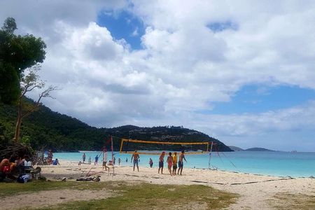 Half-Day Excursion to Trunk Bay Beach