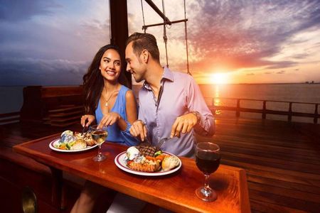 Romantic Dinner on a Spanish Galeon in Cancun