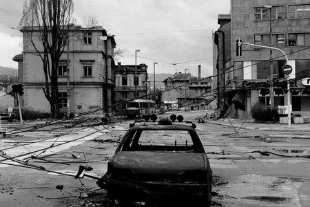 ROSES OF SARAJEVO (Official WAR + CITY tour)- Story of a Survivor