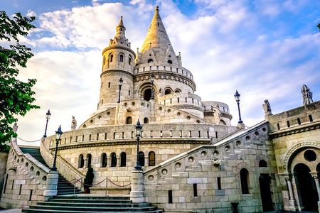 5 Hours Private Budapest First Class Tour with Parliament option