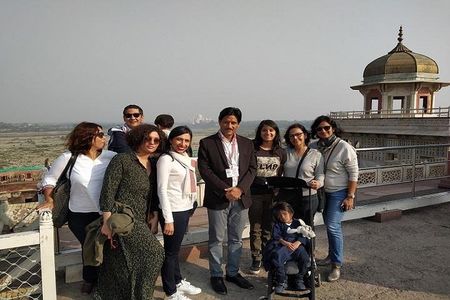 Taj Mahal Same Day Tour by Fastest Train