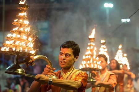 2-Day Private Varanasi Tour Including Sunrise & Sunset Boat Ride