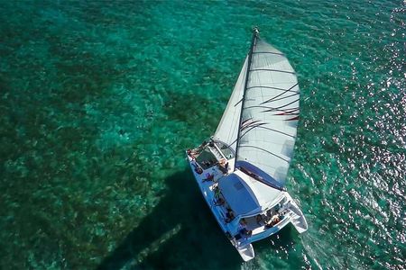 Private Charter Full Day Cruise: Île aux Cerfs