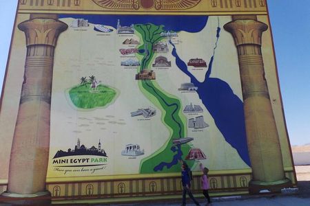 Mini Egypt Park Guided Tour from Hurgada
