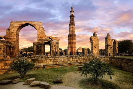 Private Old and New Delhi City Sightseeing Day Tour