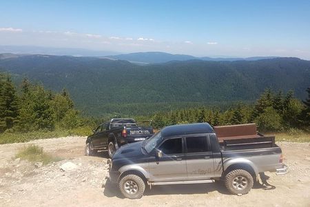 Private & Tremendous Jeep Safari in the 7 Rila Lakes area